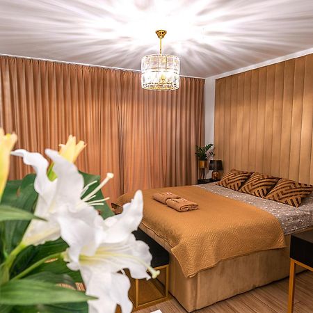 Apartament Versace Ksiecia Witolda วรอตซวาฟ ภายนอก รูปภาพ
